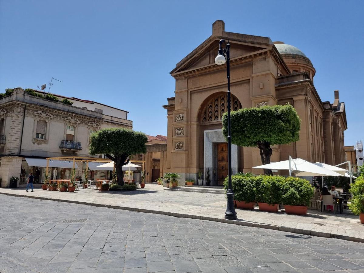 Loft Magna Grecia Reggio Calabria Centro Storico A 3 Minuti A Piedi Dal Mare Apartamento Exterior foto