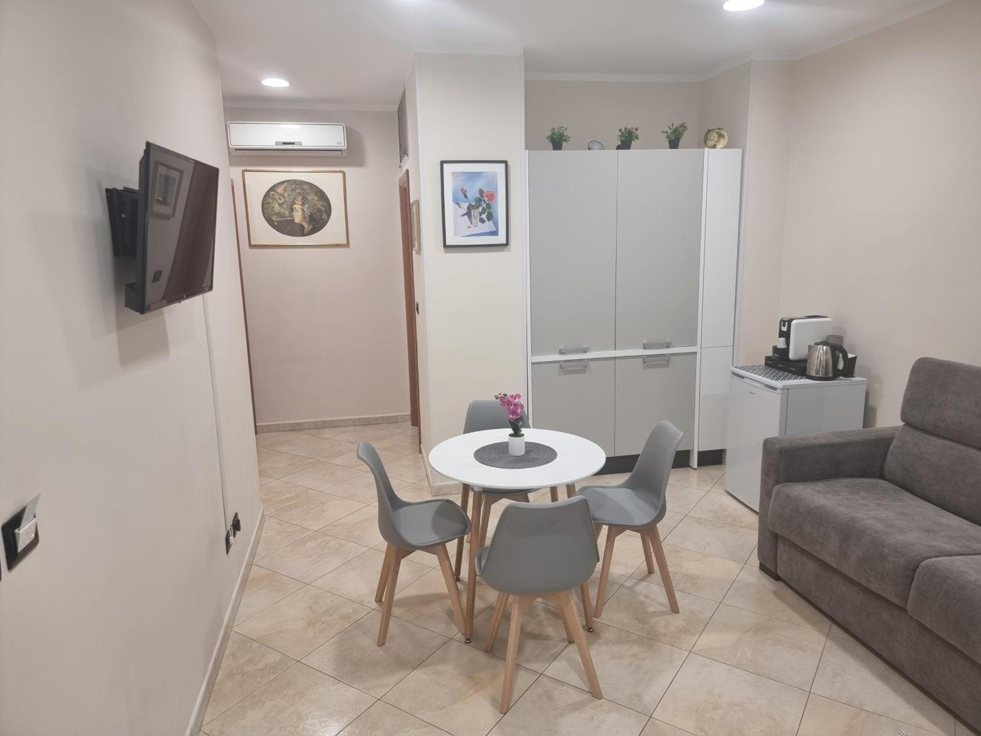 Loft Magna Grecia Reggio Calabria Centro Storico A 3 Minuti A Piedi Dal Mare Apartamento Exterior foto